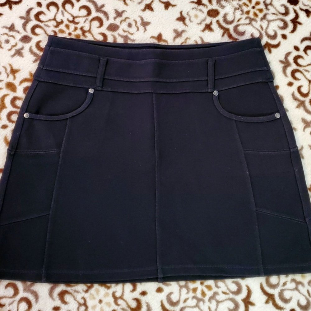ATHLETA Black Mini Skirt with pockets - Size M